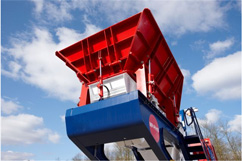 MP-PH系列履帶反擊式移動破碎站 MP-PH系列履帶反擊式移動破碎站