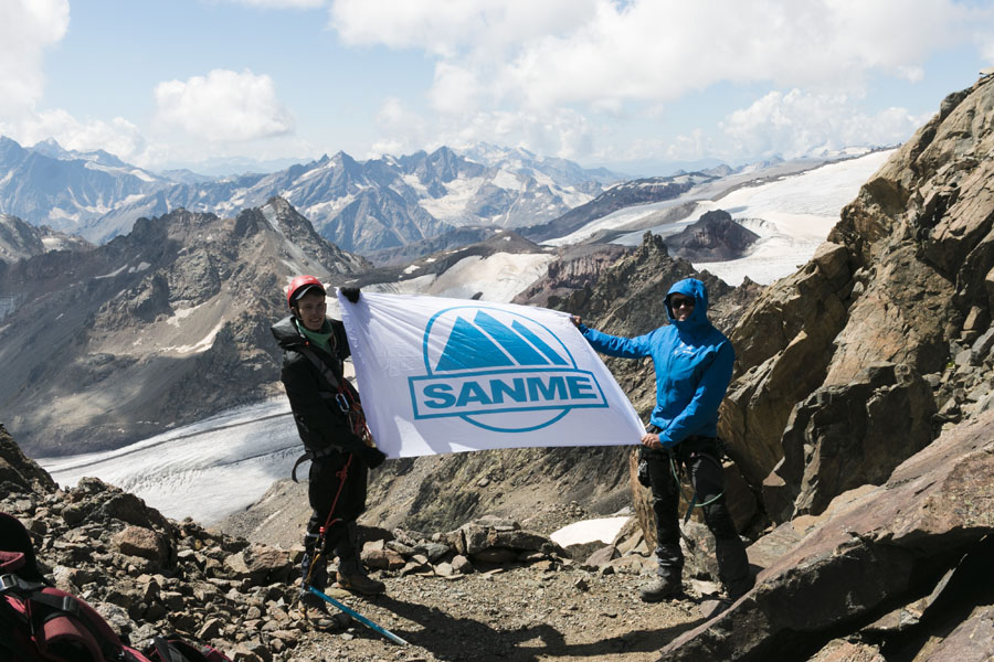 驕傲！山美股份歐洲員工勇攀歐洲第一峰-厄爾布魯士峰