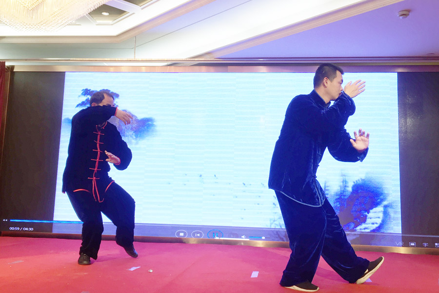 贏戰(zhàn)豬年、共創(chuàng)輝煌--山美股份隆重舉行2018年度表彰大會暨2019迎新年會