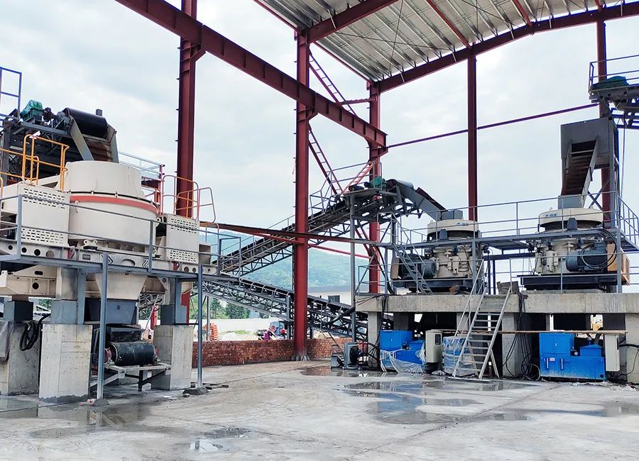 SMS系列多缸液壓圓錐破碎機(jī)，精品骨料生產(chǎn)線的理想選擇