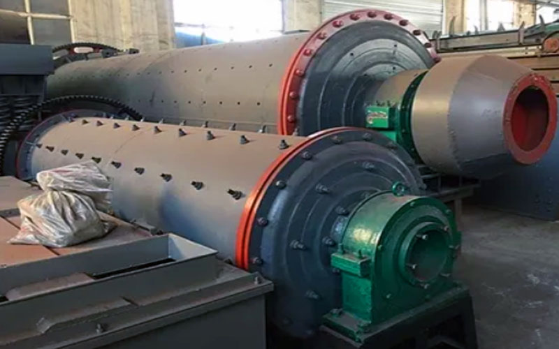 小型球磨機(jī)一臺(tái)的價(jià)格？