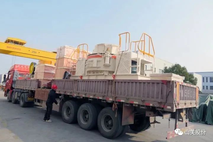 新年快樂 | 回首2022，闊步2023