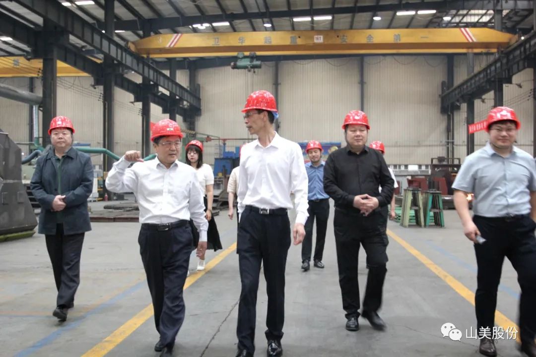 聚焦 | 熱烈歡迎中國砂石協(xié)會胡會長一行蒞臨上海山美股份鄭州基地指導(dǎo)交流！