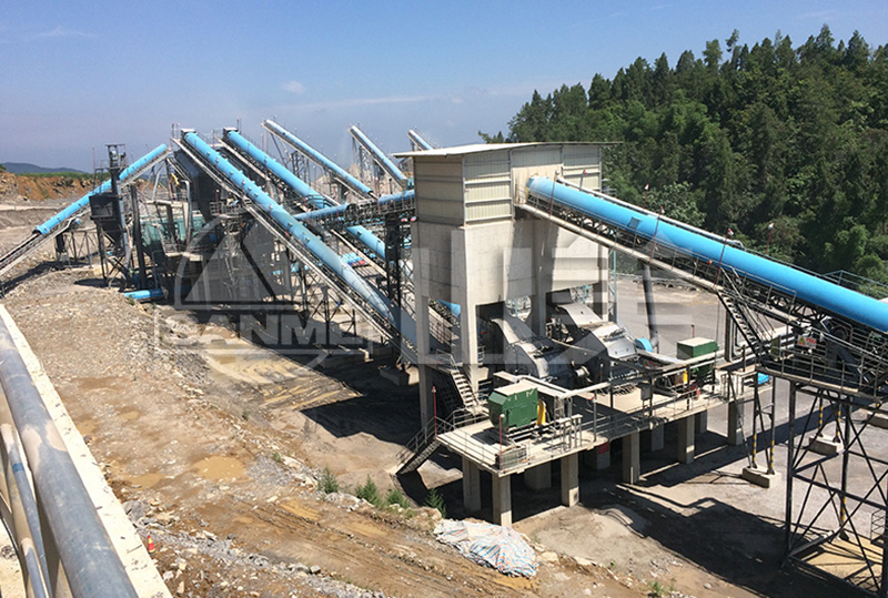 如果選用選用煤矸石作為混凝土骨料來(lái)使用，究竟需要那些機(jī)器來(lái)進(jìn)行生產(chǎn)呢？